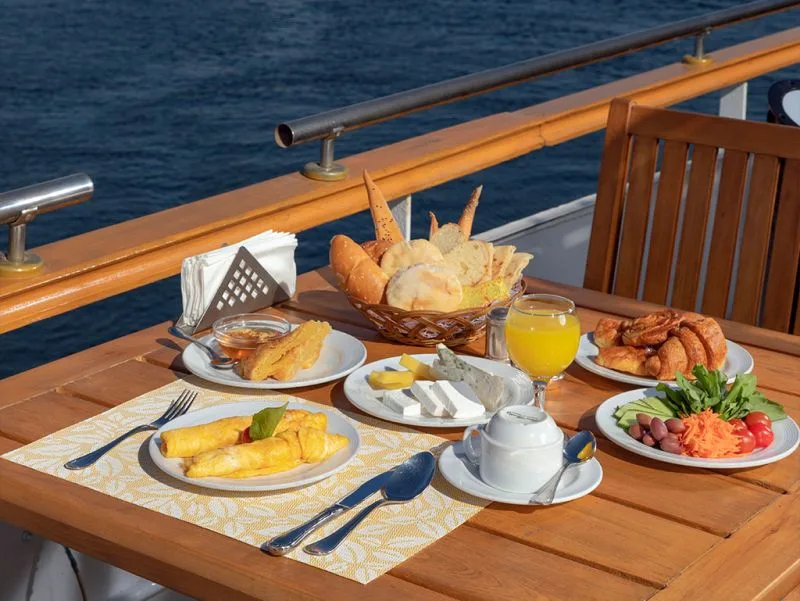 MS Salacia Nilschiff | Luxus 5 Sterne Nilschiffe
